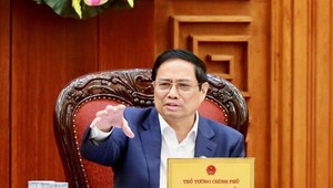 Thủ tướng tiếp tục đốc thúc các bộ, ngành cùng 'chung tay' gỡ khó bất động sản