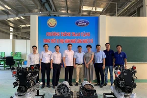 Chương trình trao tặng động cơ tại Trường Cao đẳng Việt-Hàn Quảng Ninh