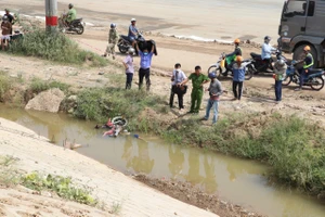 Vĩnh Long: Phát hiện thi thể người đàn ông dưới dốc cầu Mỹ Thuận 2