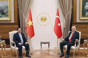 Thủ tướng Phạm Minh Chính hội kiến Tổng thống Thổ Nhĩ Kỳ Recep Tayyip Erdogan. Ảnh: TTXVN