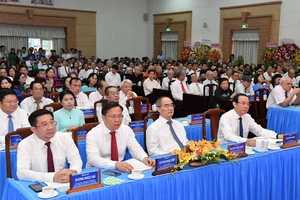 Bí thư Thành ủy TPHCM Nguyễn Văn Nên: Quận Bình Tân phát triển đô thị theo hướng hiện đại, đa trung tâm