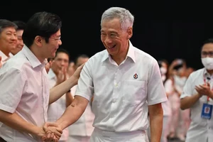 Thủ tướng Singapore tuyên bố thời điểm chuyển giao quyền lực 