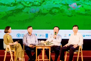 Bộ trưởng Lê Minh Hoan: Mô hình hội quán góp phần thay đổi cách nghĩ, cách làm của nông dân