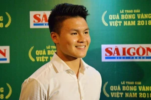 Quả bóng vàng Việt Nam 2018 Nguyễn Quang Hải lọt vào tốp 10 gương mặt trẻ tiêu biểu năm 2018.