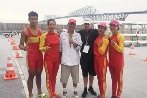 Các tuyển thủ của đội tuyển rowing vừa thi đấu ở vòng loại Olympic 2020. Ảnh: Liên đoàn đua thuyền Việt Nam