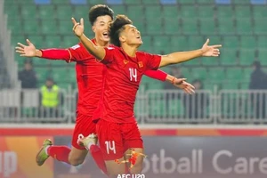 Quốc Việt tiếp tục đóng vai người hùng cho U20 Việt Nam