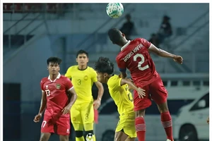 Thắng U23 Indonesia 2-1, Malaysia đặt 1 chân vào bán kết