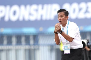 HLV Hoàng Anh Tuấn vui mừng khi U23 Việt Nam hoàn thành mục tiêu lọt đến trận chung kết Giải U23 Đông Nam Á 2023. 