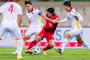 Đội tuyển Việt Nam trong cuộc so tài với đội Trung Quốc ở vòng loại World Cup 2022 khu vực châu Á.