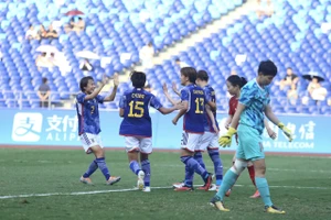 Nhật Bản tạo khoảng cách 5 bàn với các tình huống phối hợp dễ dàng chỉ sau 2/3 thời gian trận đấu