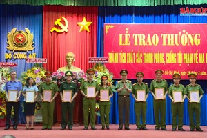 Bộ trưởng Tô Lâm khen thưởng các đơn vị triệt phá 2 đường dây ma túy “khủng” tại TPHCM