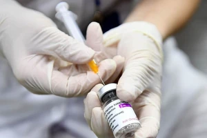 Podcast bản tin tối 8-5: Vì sao Việt Nam không còn sử dụng vaccine Covid-19 của AstraZeneca?