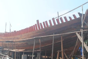 Nhiều ngư dân trên địa bàn tỉnh Cà Mau ưu chuộng tàu vỏ gỗ
