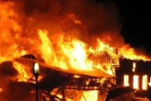 Cà Mau: Hỏa hoạn thiêu rụi 5 năm nhà, thiệt hại trên 5 tỷ đồng
