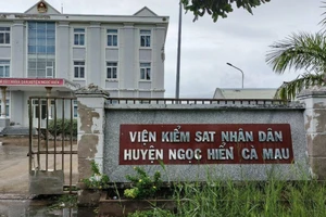 Vụ cán bộ Viện KSND huyện Ngọc Hiển bị tố vòi tiền: Không đủ cơ sở kết luận các cá nhân nhận hối lộ