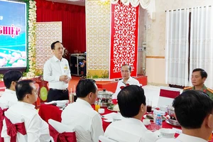Chủ tịch UBND tỉnh Bạc Liêu gặp gỡ, lắng nghe ý kiến góp ý của doanh nghiệp