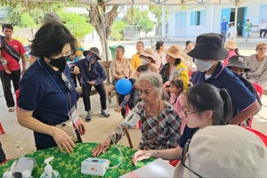 Tập đoàn CJ phối hợp tổ chức khám chữa bệnh thiện nguyện tại Ninh Thuận
