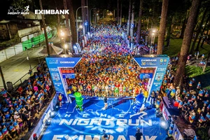 Giải “Ho Chi Minh City Night Run Eximbank 2024”: Gần 5.000 vận động viên thắp sáng đêm thành phố