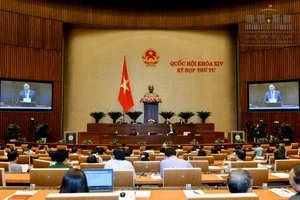 Toàn cảnh kỳ họp thứ 4 Quốc hội khóa XIV