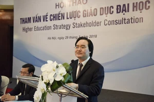Bộ trưởng Bộ GD-ĐT nhấn mạnh đến tính trách nhiệm giải trình và tự chủ đại học