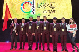 Đội tuyển thi toán quốc tế cửa Việt Nam