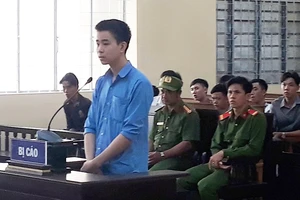 Học sinh bị kết án 15 năm tù vì đâm bạn nhậu tử vong