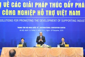 Thủ tướng Nguyễn Xuân Phúc chủ trì Hội nghị. Ảnh: VGP