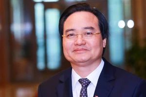 Ông Phùng Xuân Nhạ, Bộ trưởng Bộ Giáo dục - Đào tạo