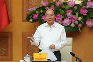 Thủ tướng Nguyễn Xuân Phúc chủ trì họp ngày 9-7, ảnh QUANG PHÚC