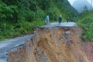 Thủ tướng chỉ đạo tập trung đối phó mưa lũ lớn tại miền Trung
