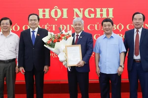 Đồng chí Đỗ Văn Chiến giữ chức Bí thư Đảng đoàn MTTQ Việt Nam