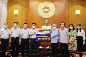 Ủy ban Trung ương MTTQ Việt Nam tiếp nhận ủng hộ từ các tổ chức, cá nhân cho công tác phòng, chống dịch Covid-19