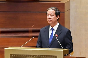 Bộ trưởng Bộ GD-ĐT Nguyễn Kim Sơn: Không bỏ kỳ thi tốt nghiệp THPT