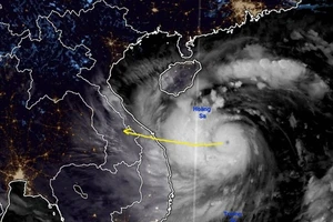 Thủ tướng Phạm Minh Chính: Cương quyết di dời người dân ra khỏi nơi nguy hiểm của bão số 4