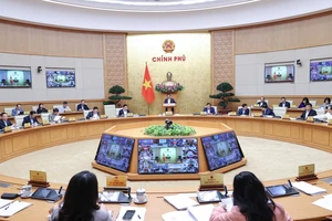 Thủ tướng Phạm Minh Chính chủ trì và phát biểu tại Phiên họp Chính phủ thường kỳ tháng 3. Ảnh: VIẾT CHUNG