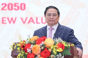 Thủ tướng Phạm Minh Chính yêu cầu phải giải quyết dứt điểm tình trạng đầu tư dàn trải. Ảnh: QUANG PHÚC