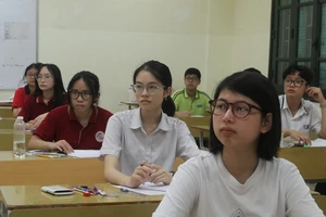 Thí sinh thi vào lớp 10 công lập ở Hà Nội
