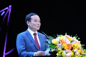 Phó Thủ tướng Trần Lưu Quang ký các quyết định của Thủ tướng Chính phủ bổ nhiệm, bổ nhiệm lại lãnh đạo 3 cơ quan