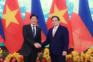 Thủ tướng Phạm Minh Chính và Tổng thống Philippines Ferdinand Romualdez Marcos. Ảnh: VIẾT CHUNG 