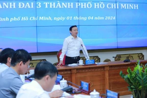 Phó Thủ tướng Trần Hồng Hà tại cuộc họp về bảo đảm nguồn vật liệu cho Dự án đầu tư xây dựng đường Vành đai 3 TPHCM