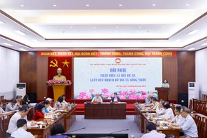 Ban Thường trực Ủy ban Trung ương MTTQ Việt Nam tổ chức hội nghị phản biện xã hội Dự án Luật Quy hoạch đô thị và nông thôn