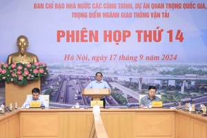 Thủ tướng chủ trì phiên họp về 40 dự án GTVT trọng điểm, quan trọng quốc gia. Ảnh: VIẾT CHUNG