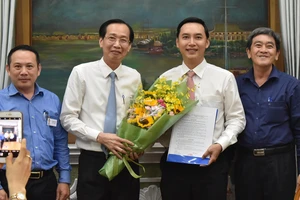 Ông Mai Hữu Quyết giữ chức Phó Chánh Văn phòng UBND TPHCM