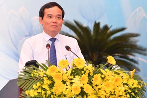 Phó Bí thư Thường trực Thành ủy TPHCM Trần Lưu Quang phát biểu tại Hội nghị Tổng kết công tác Tuyên giáo. Ảnh: VIỆT DŨNG