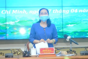 Chủ tịch HĐND TPHCM Nguyễn Thị Lệ phát biểu tại phiên họp thứ X. Ảnh: CAO THĂNG