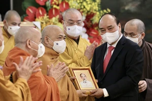 Chủ tịch nước Nguyễn Xuân Phúc tiếp Đoàn đại biểu Giáo hội Phật giáo Việt Nam