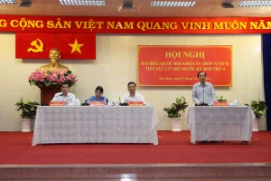 Buổi tiếp xúc cử tri của Tổ đại biểu Quốc hội TPHCM số 5 tại quận Tân Bình