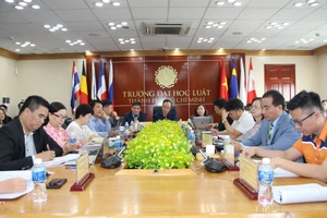 Quang cảnh hội thảo khoa học về UNCLOS 1982 và Luật Biển Việt Nam năm 2012 tại Trường Đại học Luật TPHCM. 