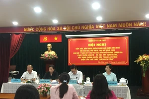 Hội nghị tiếp xúc, đối thoại giữa lãnh đạo quận với cán bộ, hội viên phụ nữ quận Tân Phú năm 2023