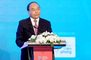 Thủ tướng phát biểu tại Diễn đàn cấp cao Công nghệ thông tin-truyền thông Việt Nam. Ảnh: VGP